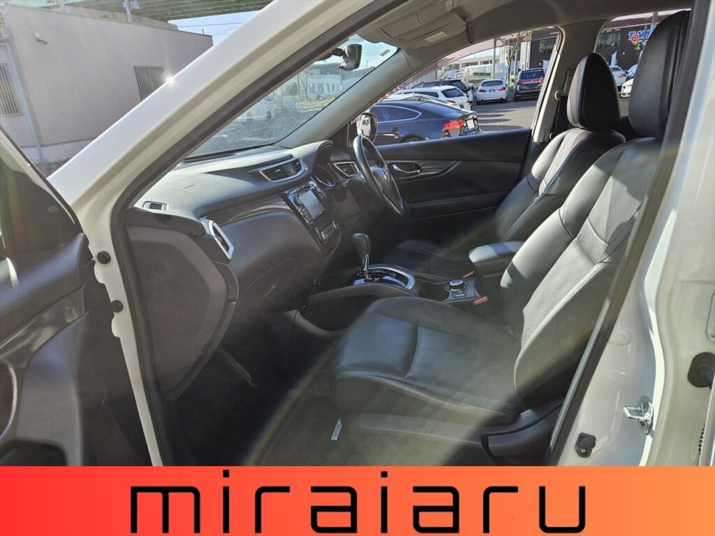 日産 エクストレイル 20X エマージェンシーブレーキPKG 写真 32枚目