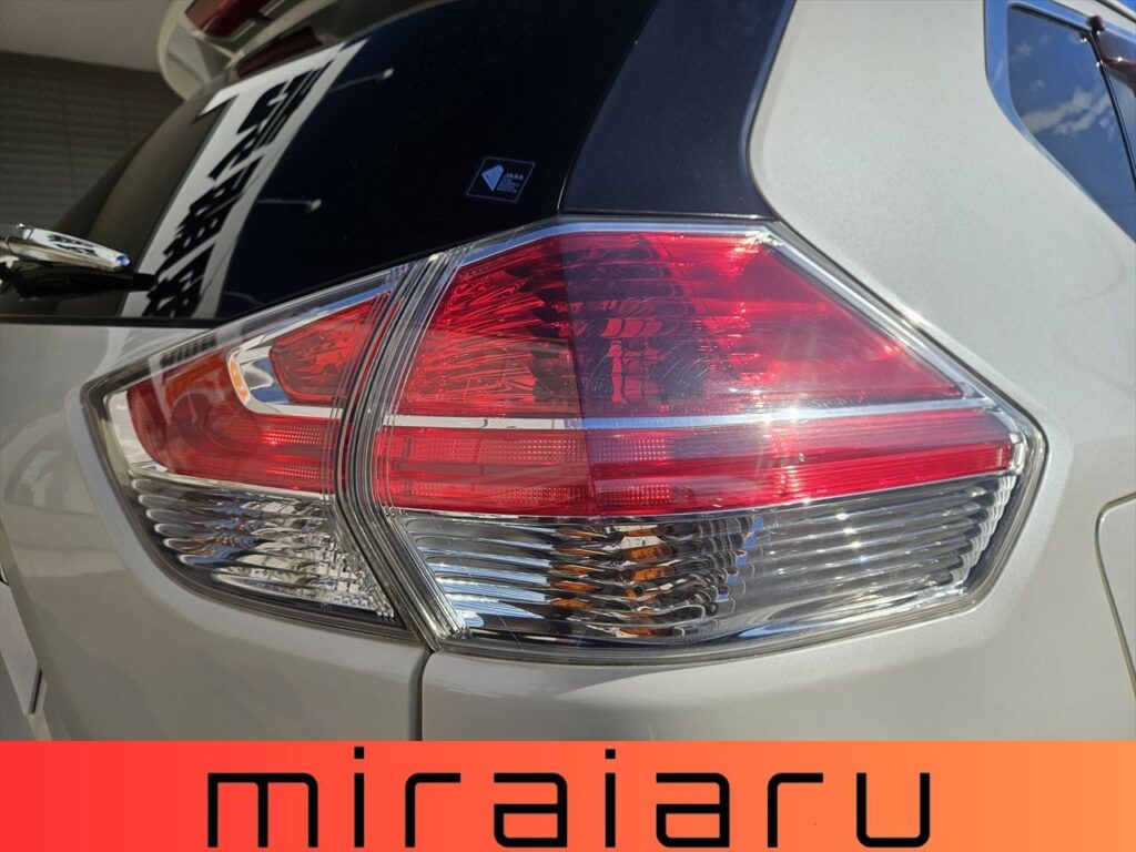 日産 エクストレイル 20X エマージェンシーブレーキPKG 写真 48枚目