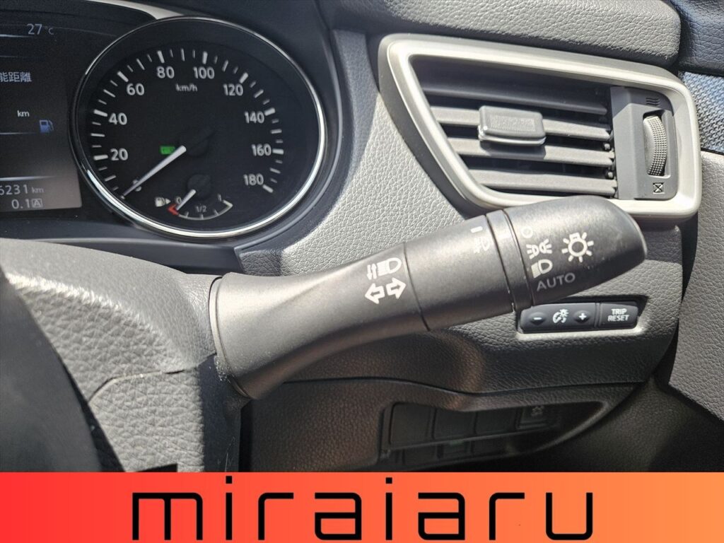 日産 エクストレイル 20X エマージェンシーブレーキPKG 写真 52枚目