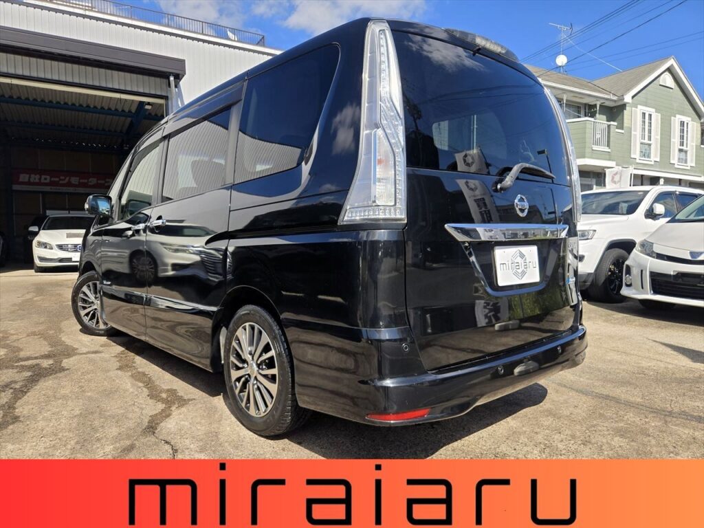 日産 セレナ ハイウェイスターG S-HVアドバンスセーフティ 写真 12枚目