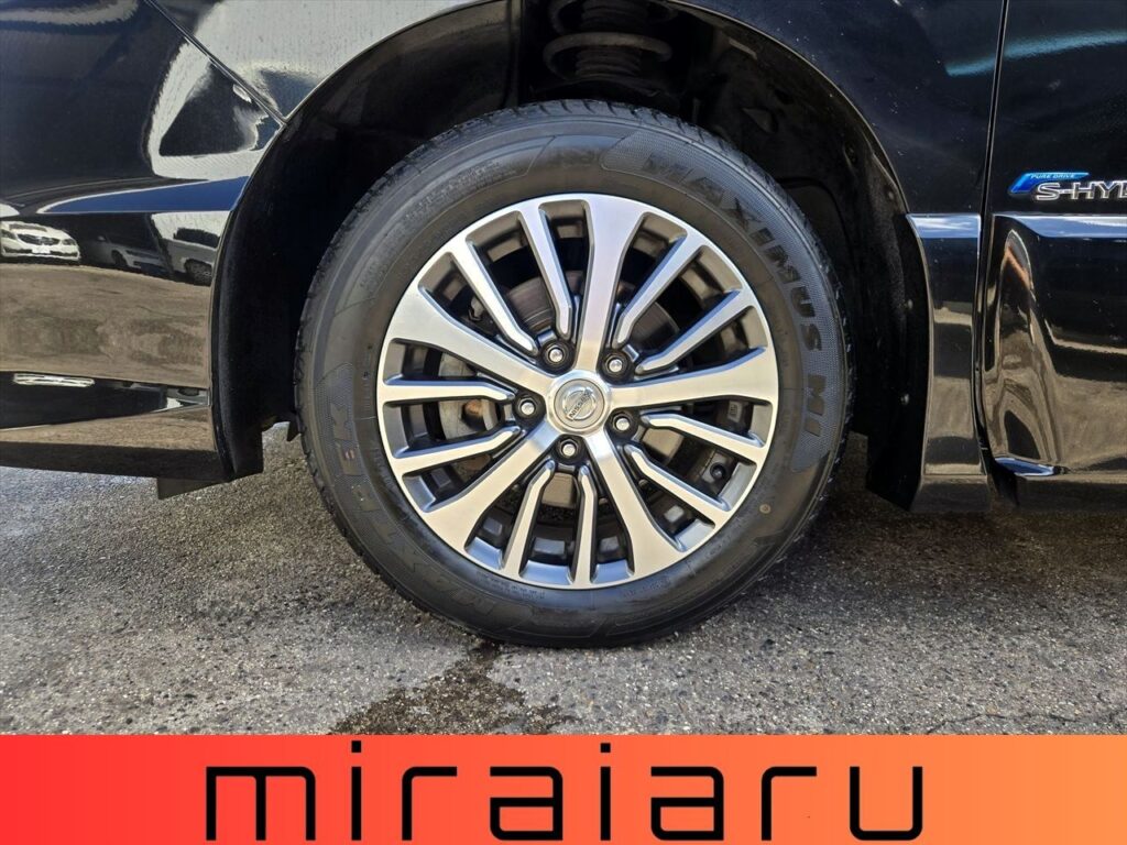 日産 セレナ ハイウェイスターG S-HVアドバンスセーフティ 写真 21枚目
