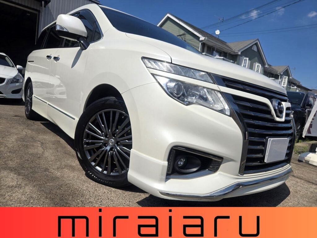 日産 エルグランド 250ハイウエイスターS アーバンクロム 写真 1枚目