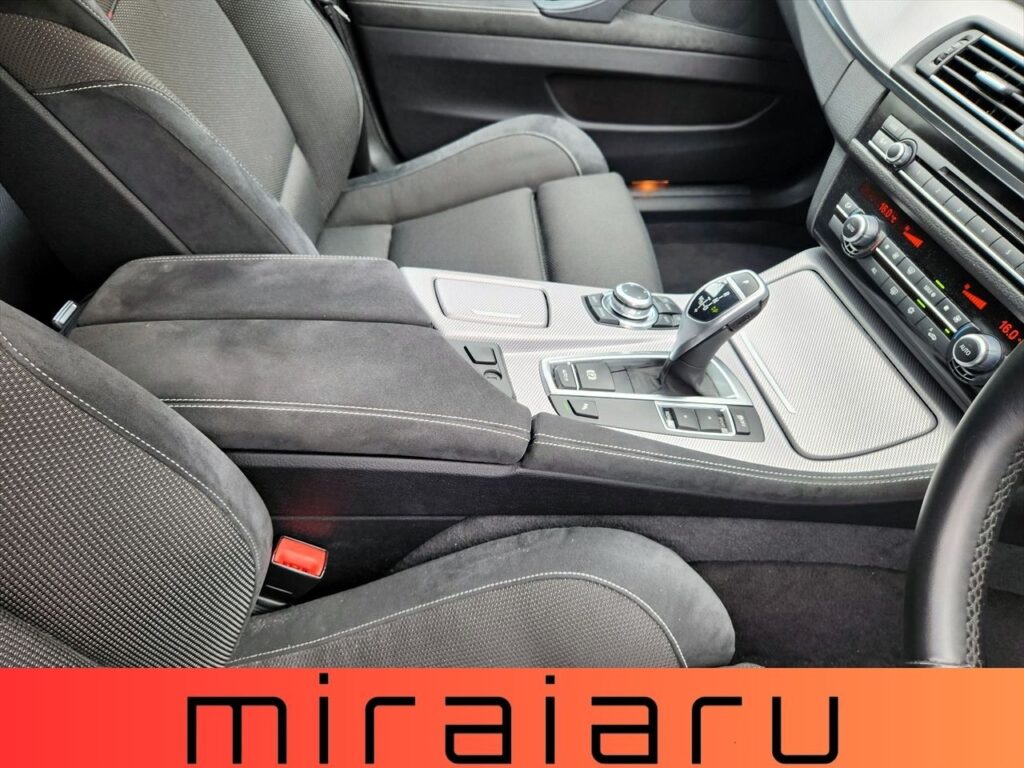 ＢＭＷ ５シリーズ 523i Mスポーツパッケージ 写真 57枚目