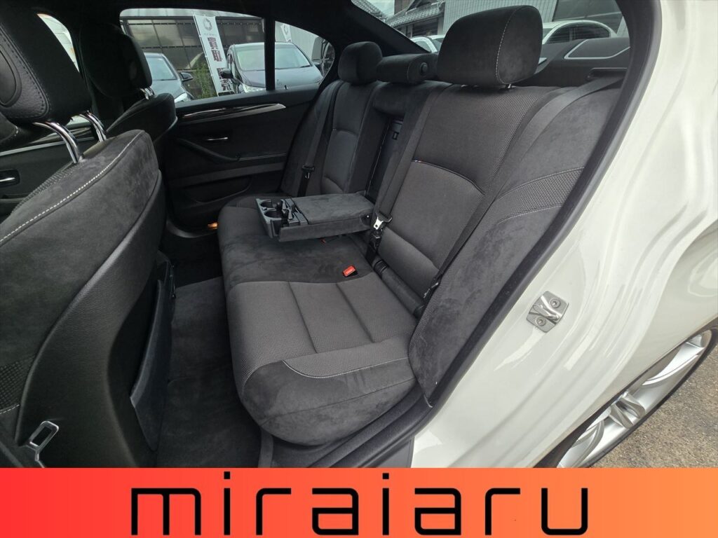 ＢＭＷ ５シリーズ 523i Mスポーツパッケージ 写真 31枚目